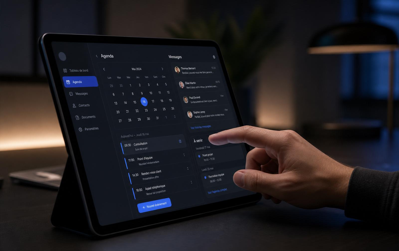 Interface Automaflexx sur tablette avec agenda et messages centralisés